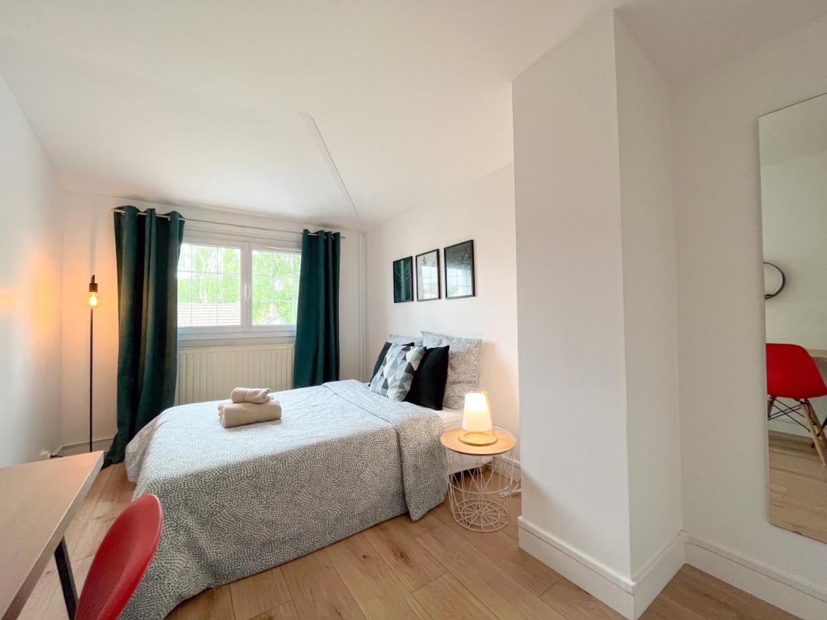Maison Ideale Pour Visiter Paris Versailles - Chambres Privees Paris-Saclay Bures-sur-Yvette Exteriér fotografie
