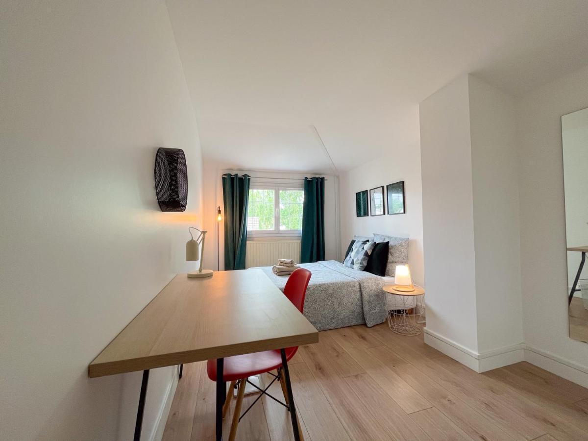 Maison Ideale Pour Visiter Paris Versailles - Chambres Privees Paris-Saclay Bures-sur-Yvette Pokoj fotografie