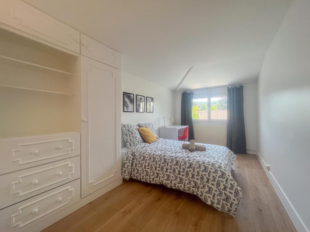 Maison Ideale Pour Visiter Paris Versailles - Chambres Privees Paris-Saclay Bures-sur-Yvette Exteriér fotografie